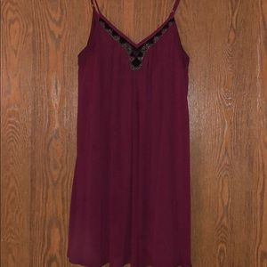 Express Shift Dress (Maroon)